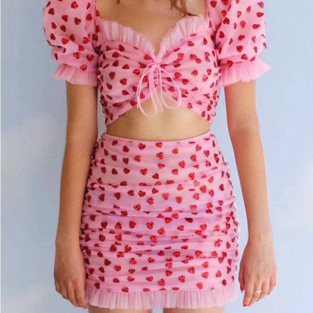 LIRIKA MATOSHI
HEARTY TOP AND SKIRT SET